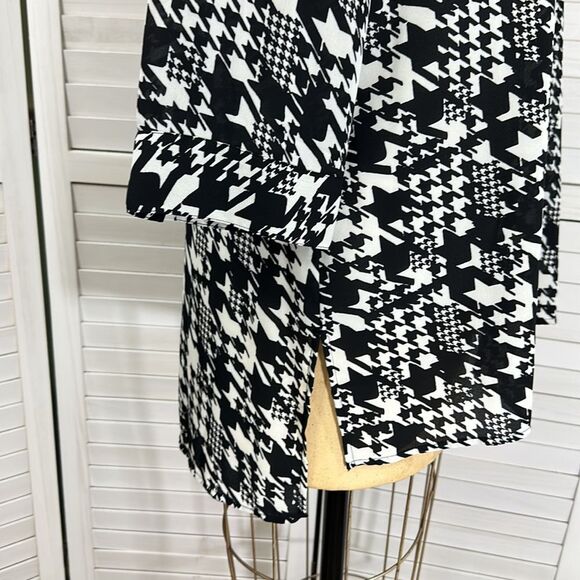 Chico’s Tunic Size 2 (12) Houndstooth Lightweight Flowy - Picture 11 of 16